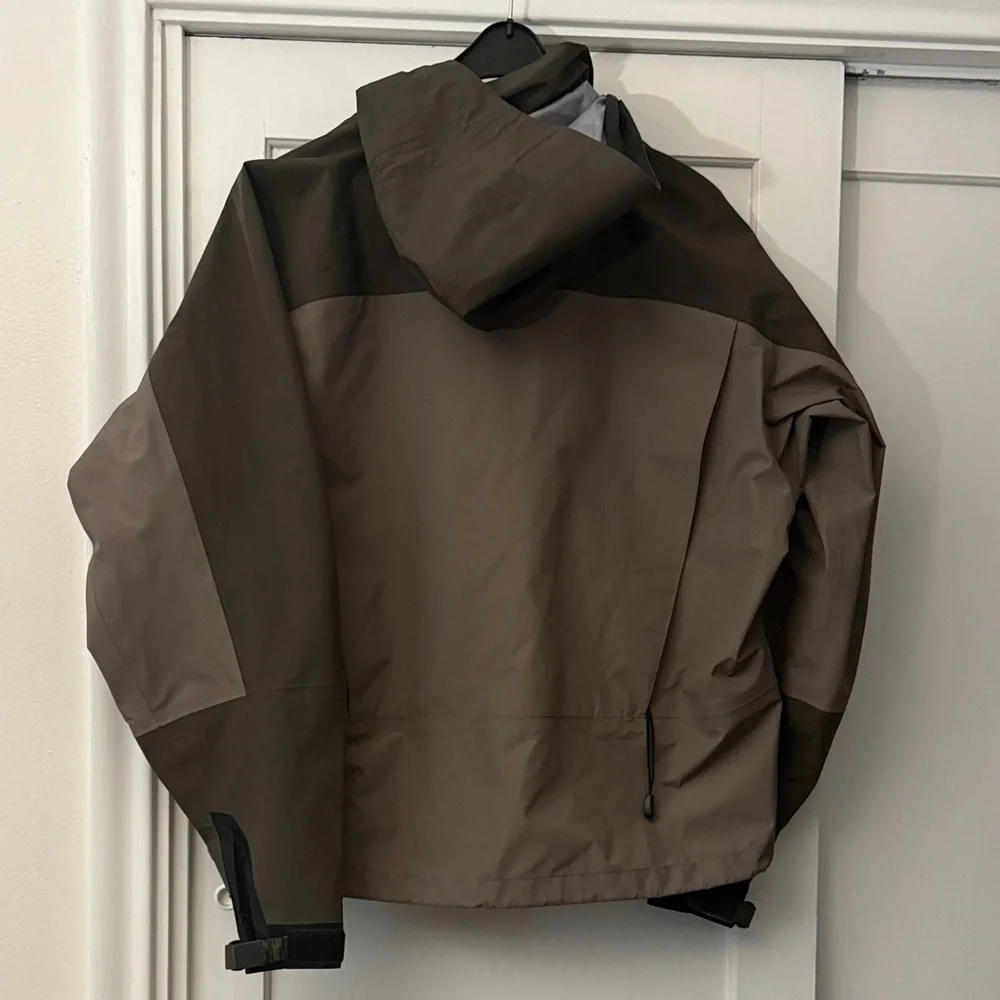 Simms Goretex Guide Jacket/Brown Olive - men's large - great condition - Picture 10 of 14